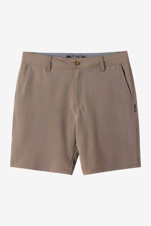 Boy's Reserve Light Check 18 Hybrid Shorts