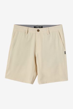Boy's Reserve Light Check 18 Hybrid Shorts