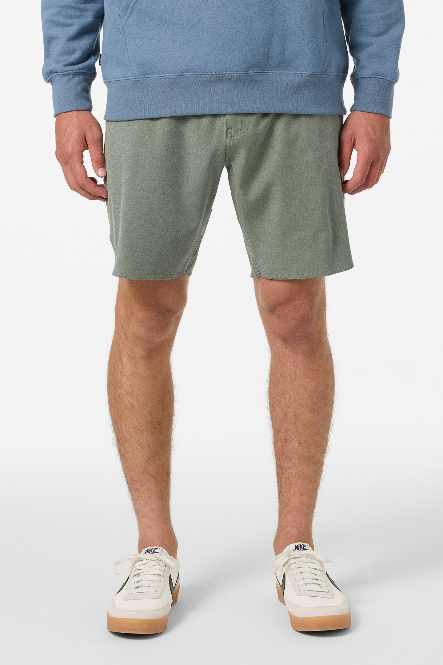 Reserve Light Check Scallop Elastic Waist 18 Hybrid Shorts - Image 2