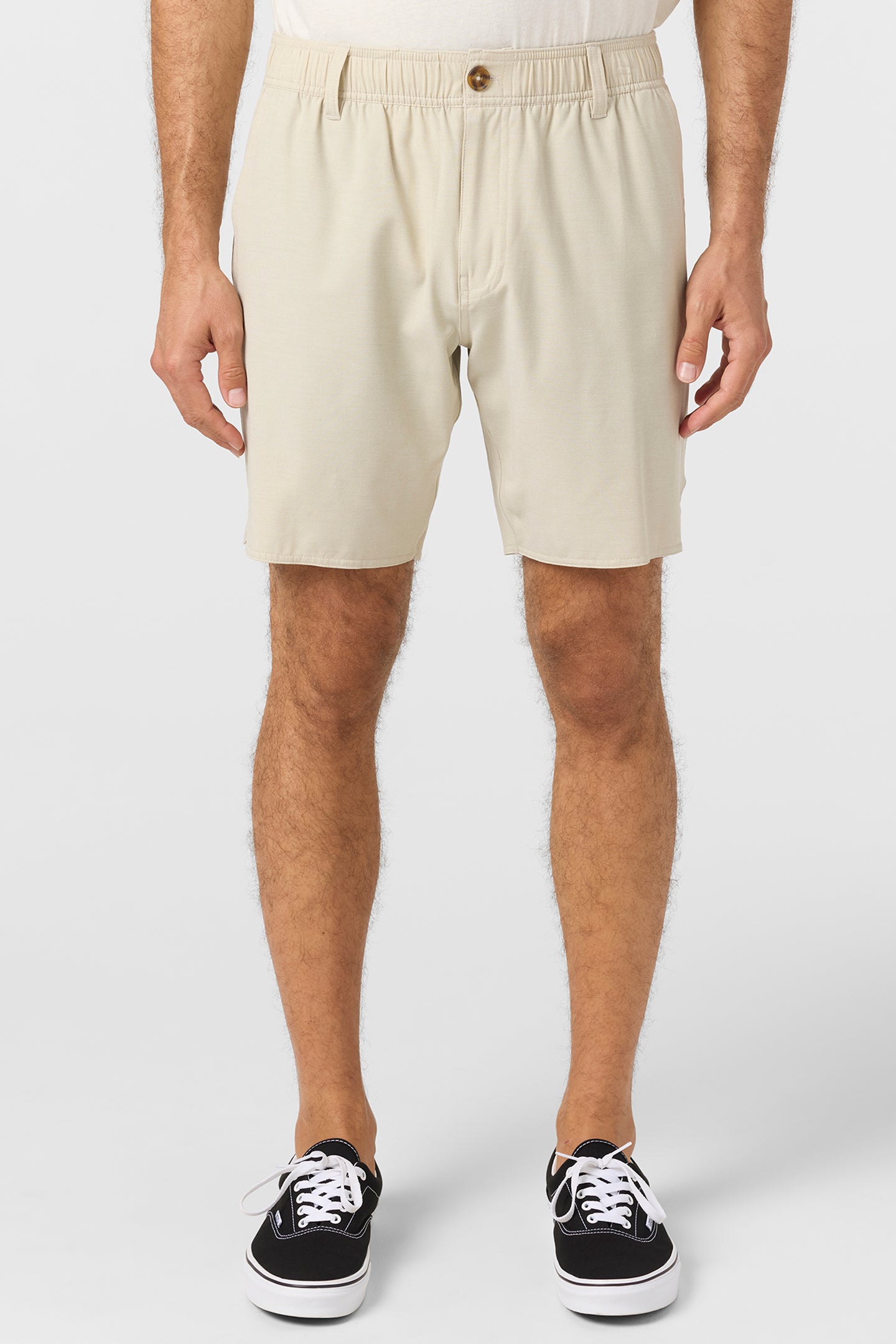 Reserve Light Check Scallop Elastic Waist 18 Hybrid Shorts - Image 2
