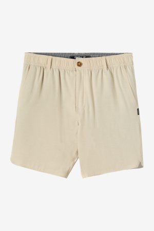 Reserve Light Check Scallop Elastic Waist 18 Hybrid Shorts