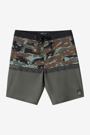 Boy's Hyperfreak Heat Hawaii 17 Boardshorts