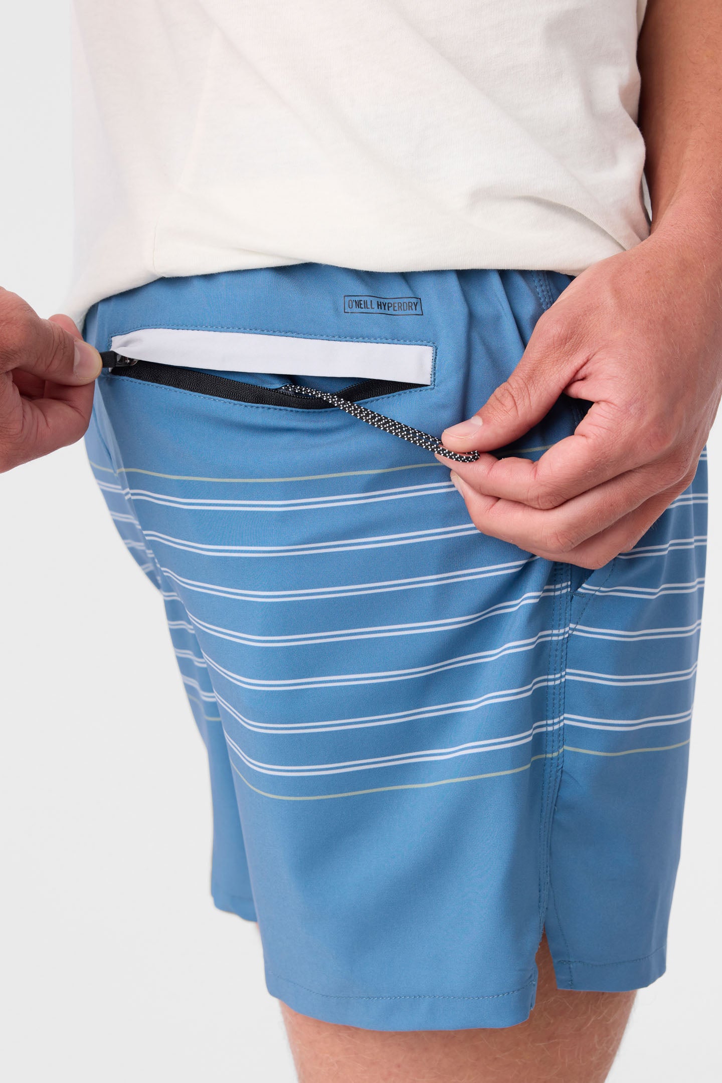 Perform Lined 15 Athletic Shorts - Image 7