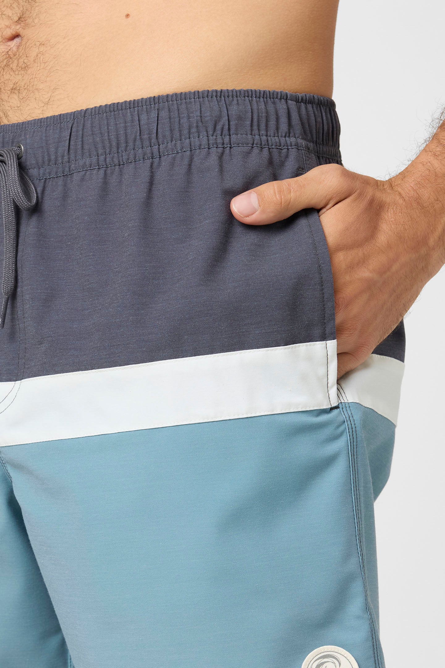 O'Riginals Horizon Volley 16 Swim Trunks - Image 6
