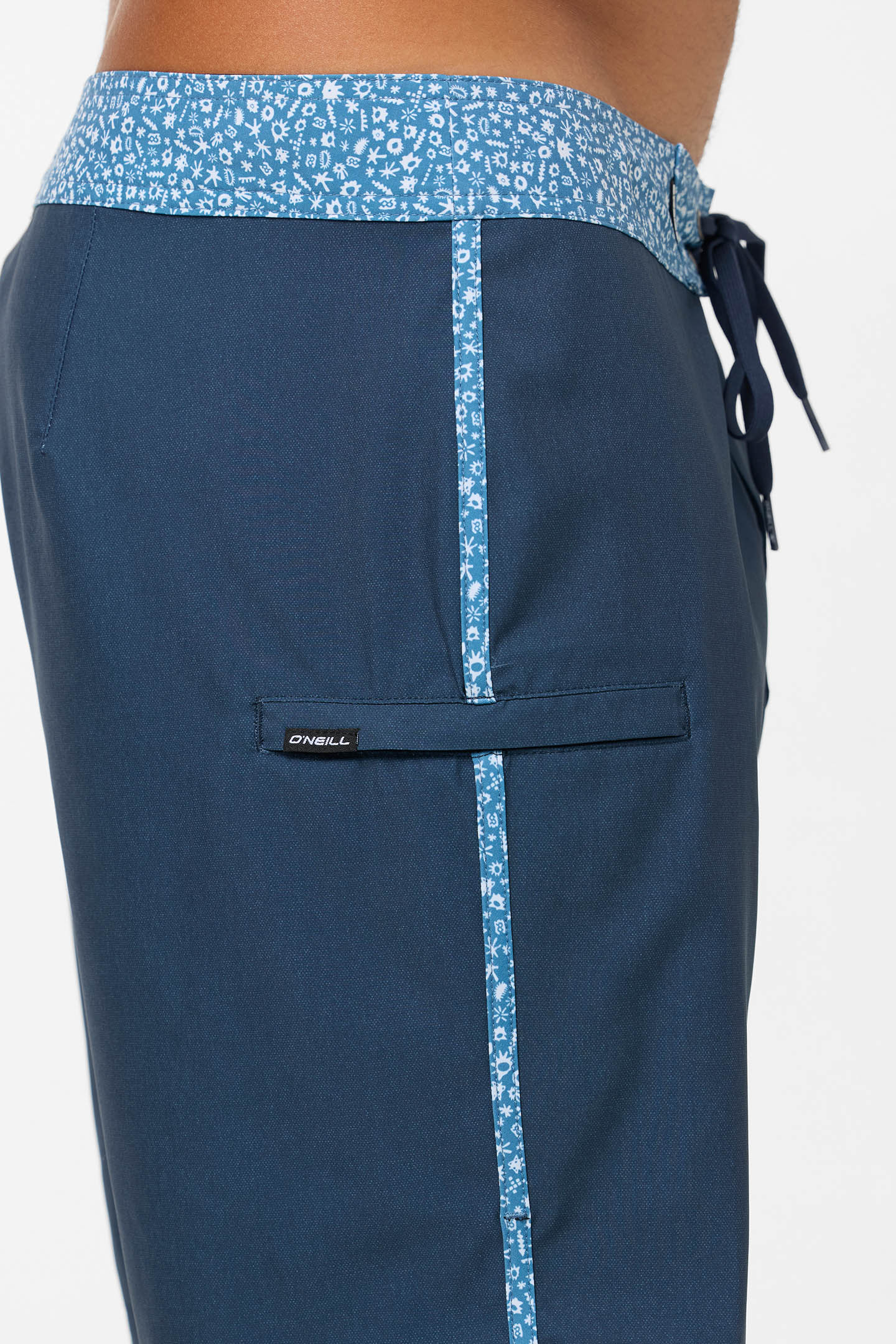Hyperfreak Heat Scallop 18 Boardshorts - Image 5