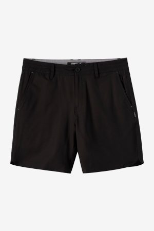 Boy's Utility Scallop Hybrid 16 Hybrid Shorts